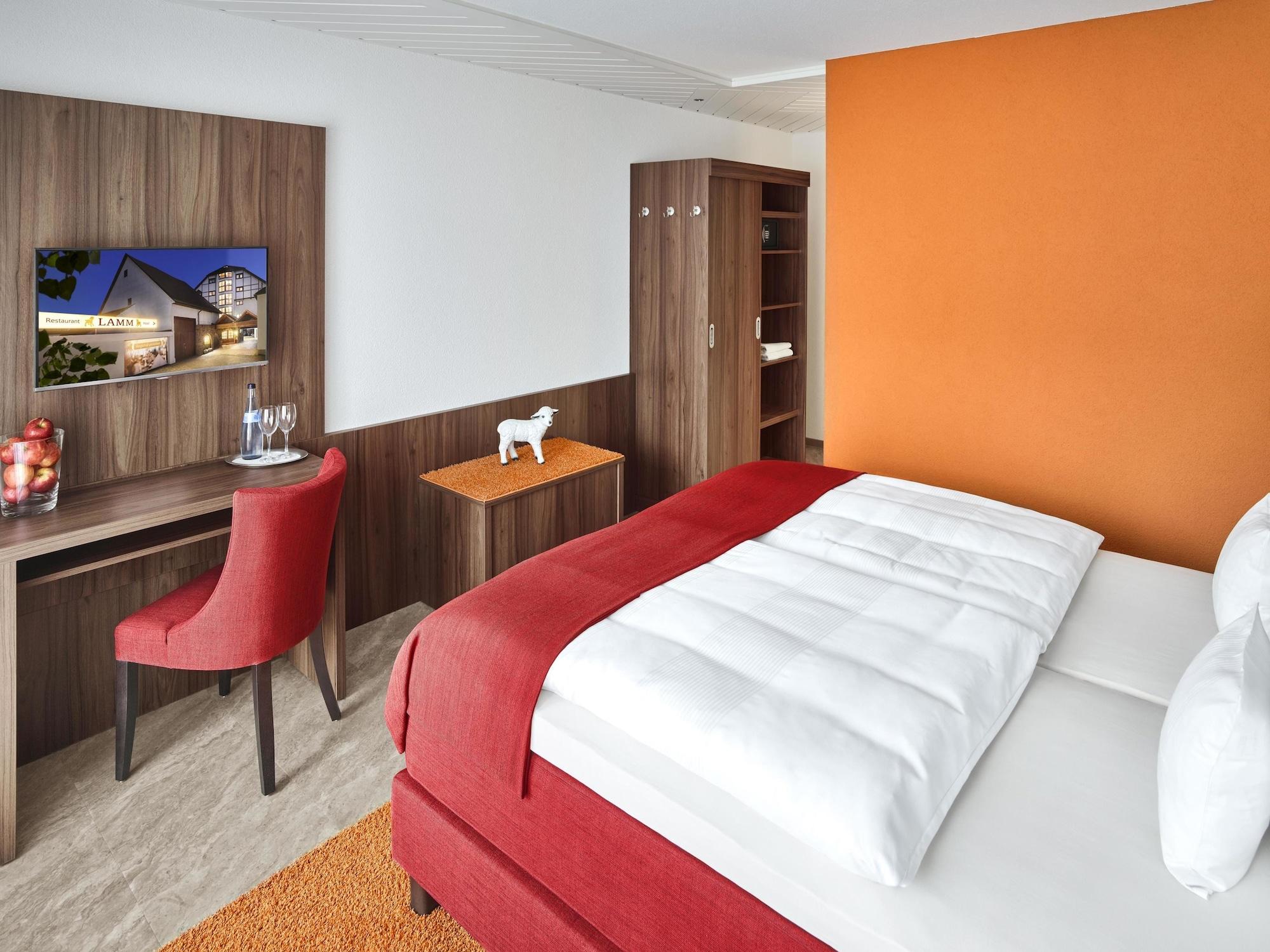 Hotel Lamm Ostfildern Exterior photo