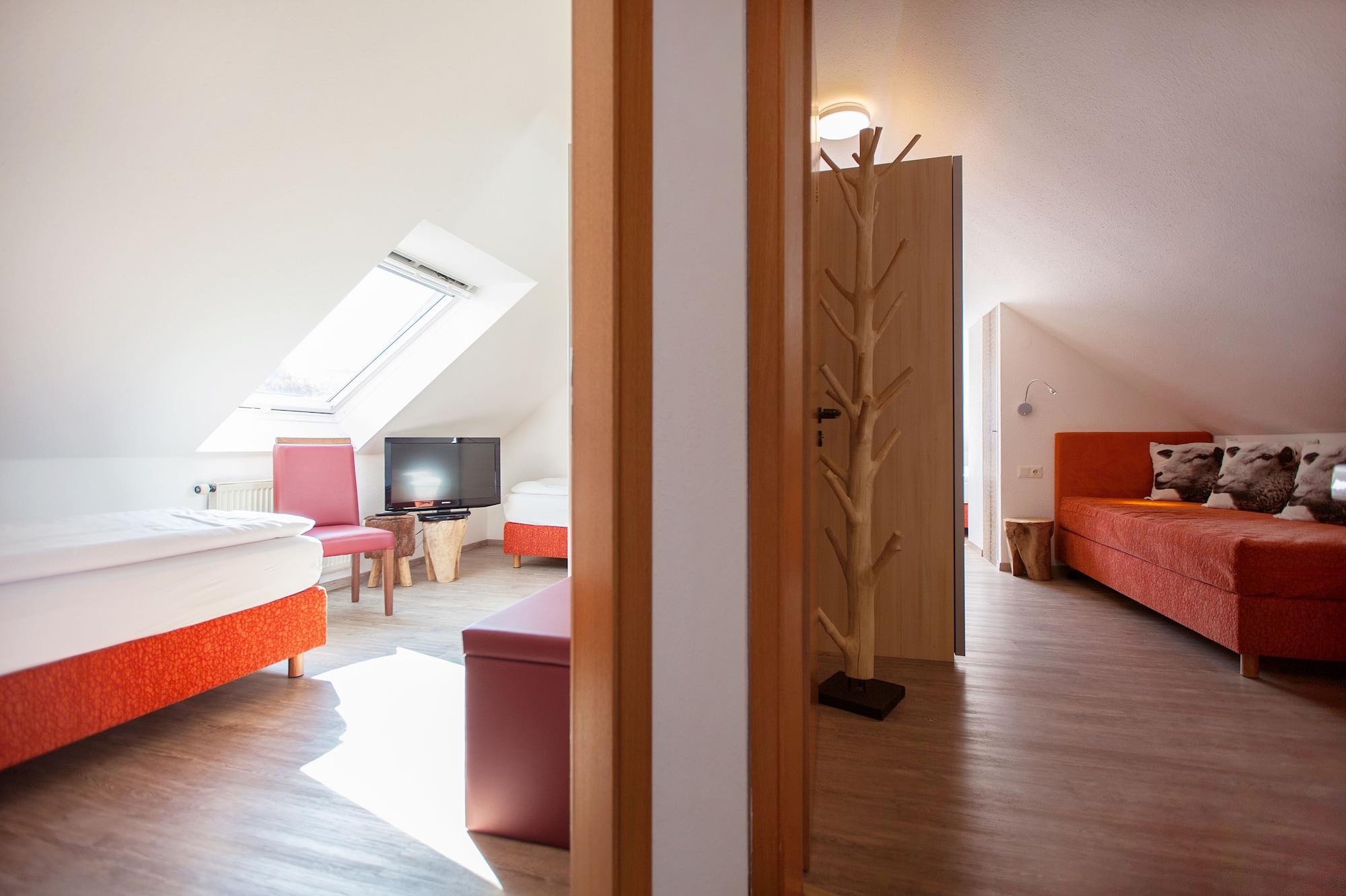 Hotel Lamm Ostfildern Exterior photo