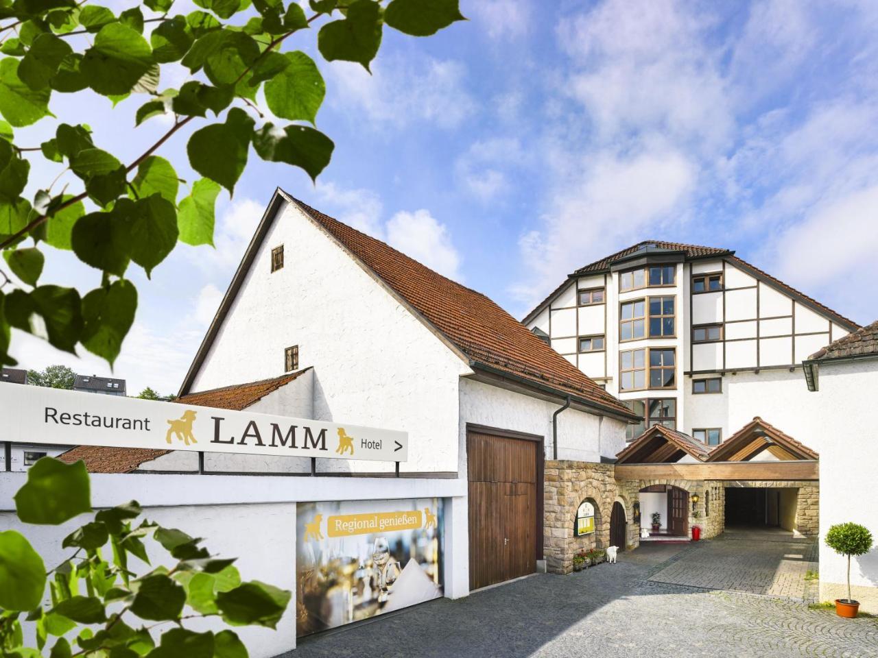 Hotel Lamm Ostfildern Exterior photo